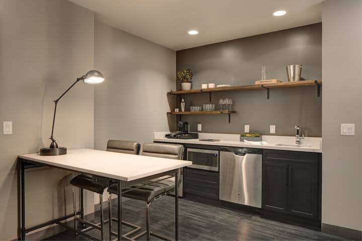 Private kitchenette